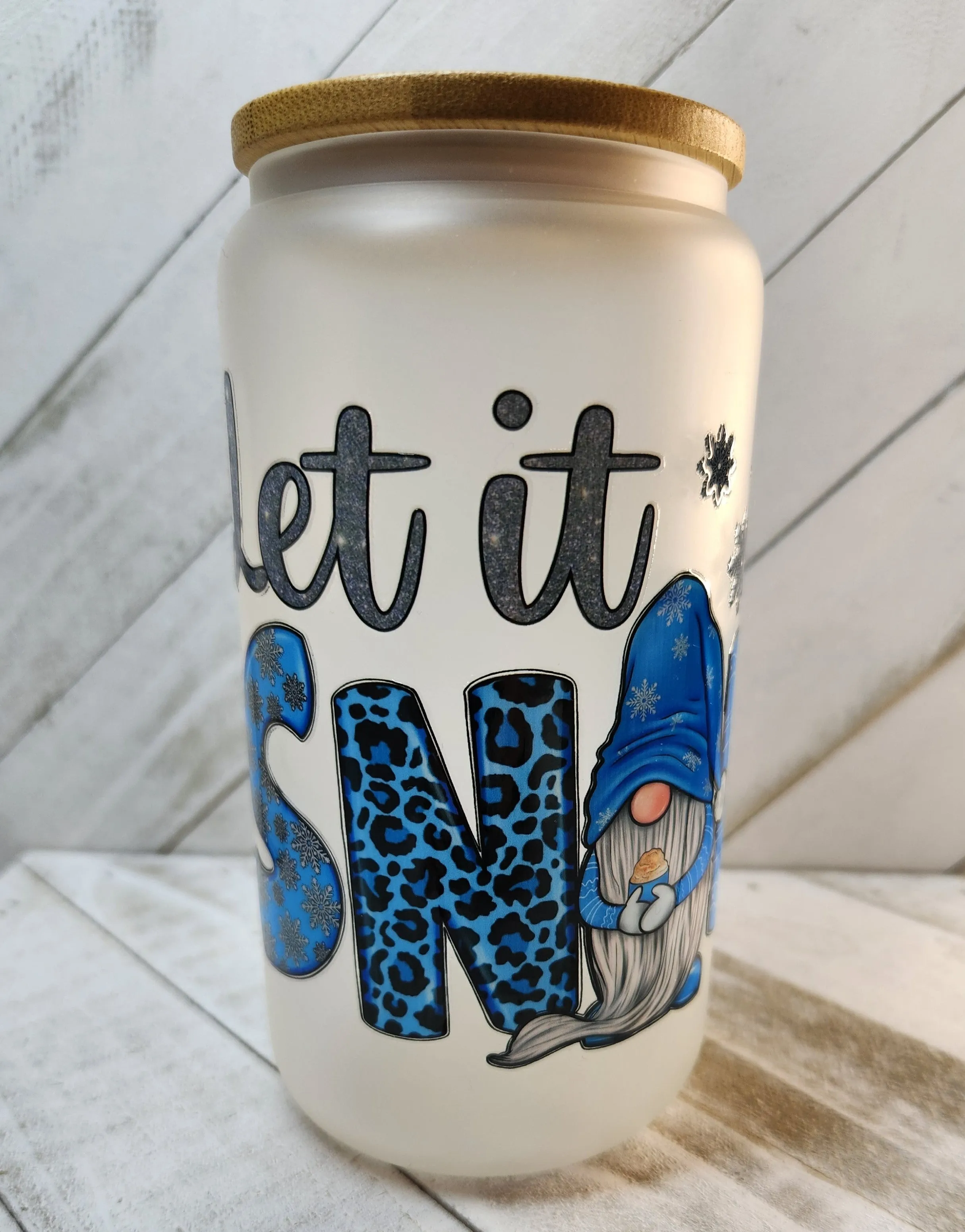 16oz Glass or Plastic Cup - Let It Snow Gnome SM