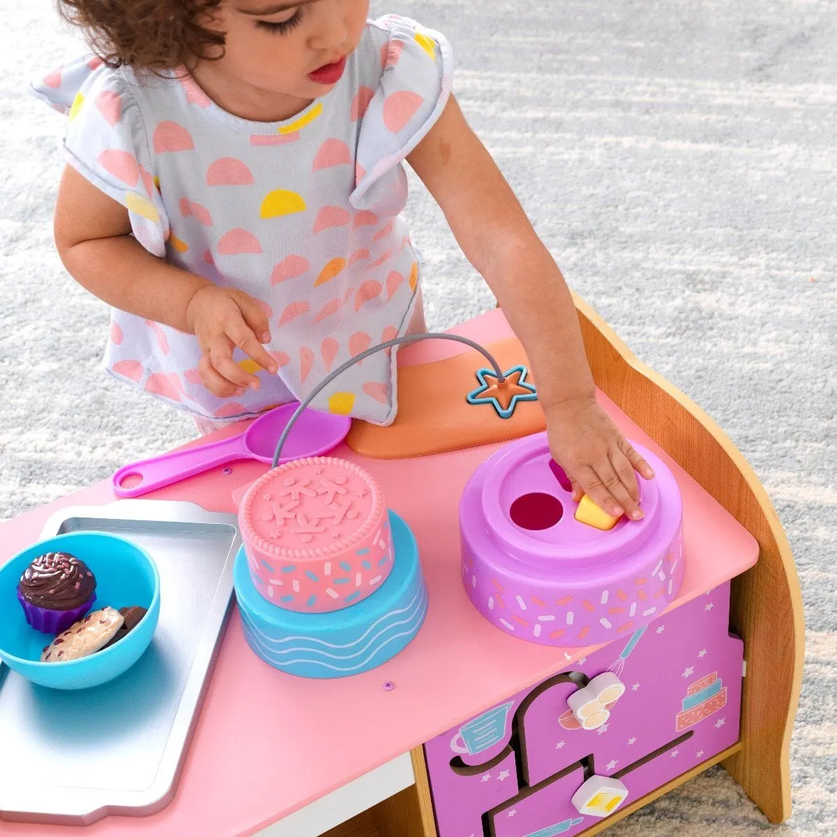 Baking Fun Unicorn Puppy Activity Center