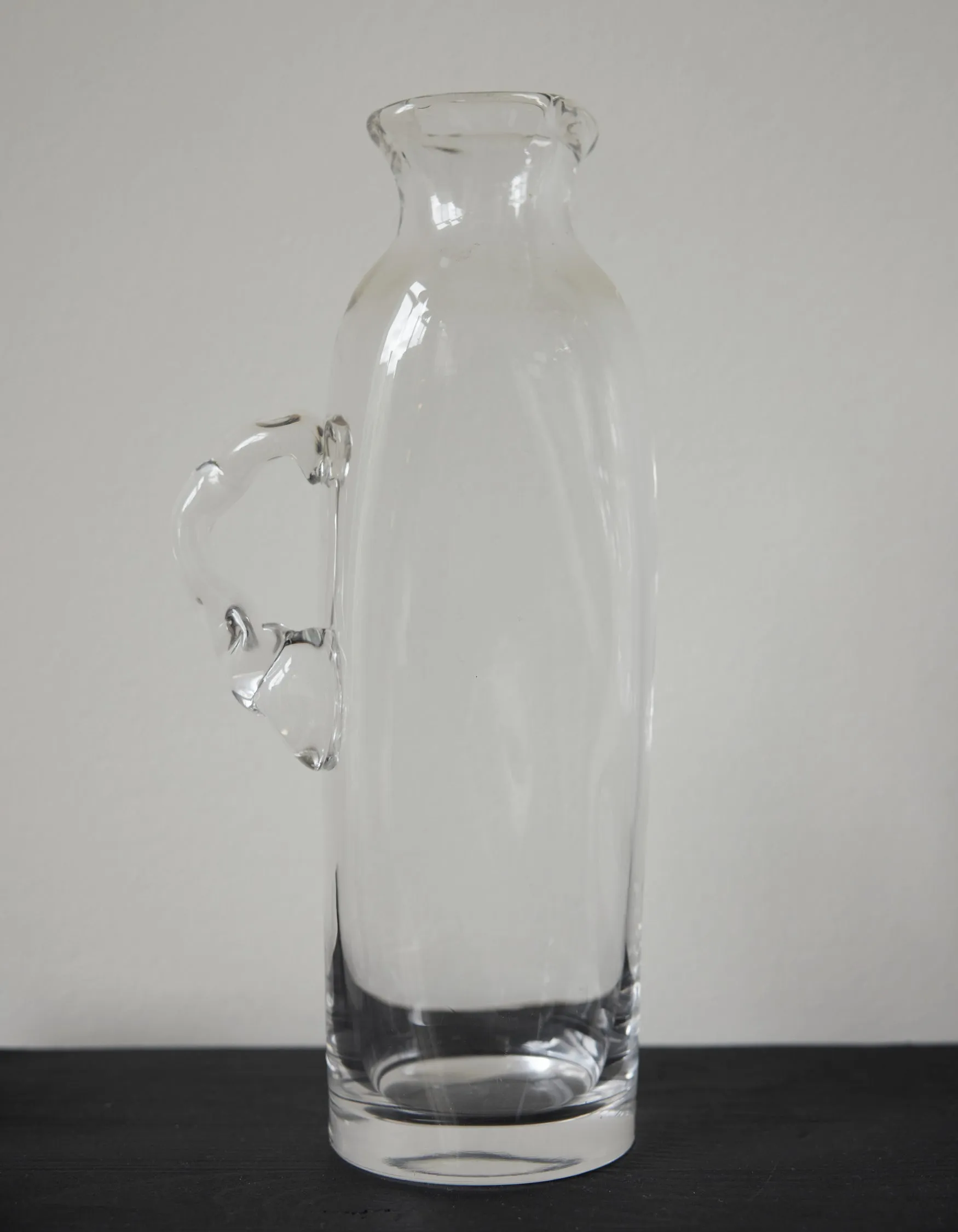 Large water carafe | Glass