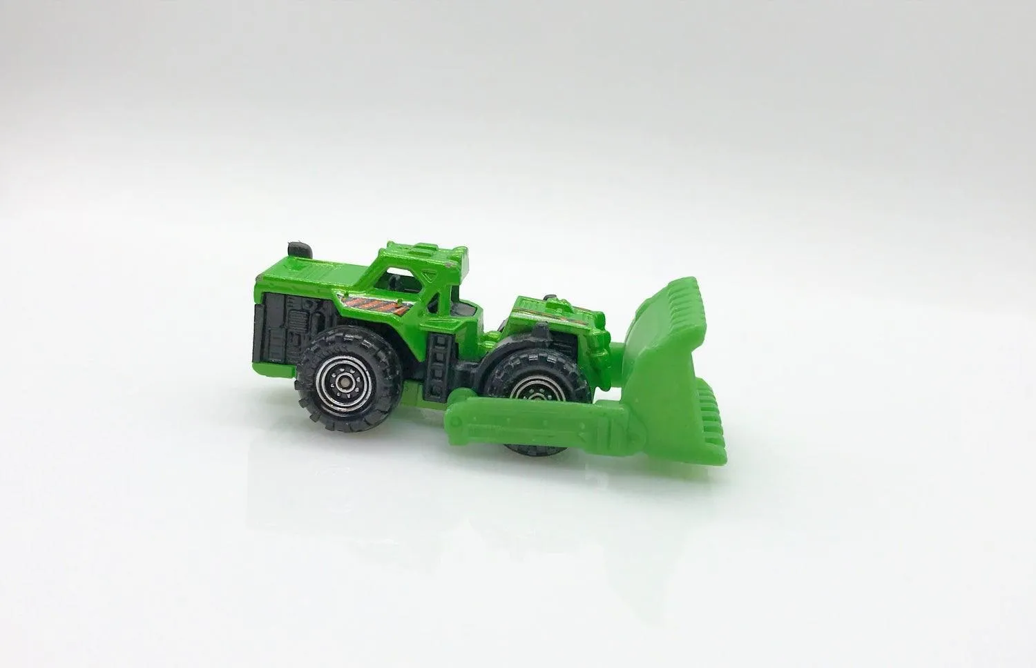 Matchbox Green Mound Mover (2015)